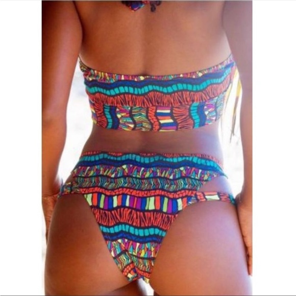 High Neck Cut Out Bikini Set - Picture 2 of 4